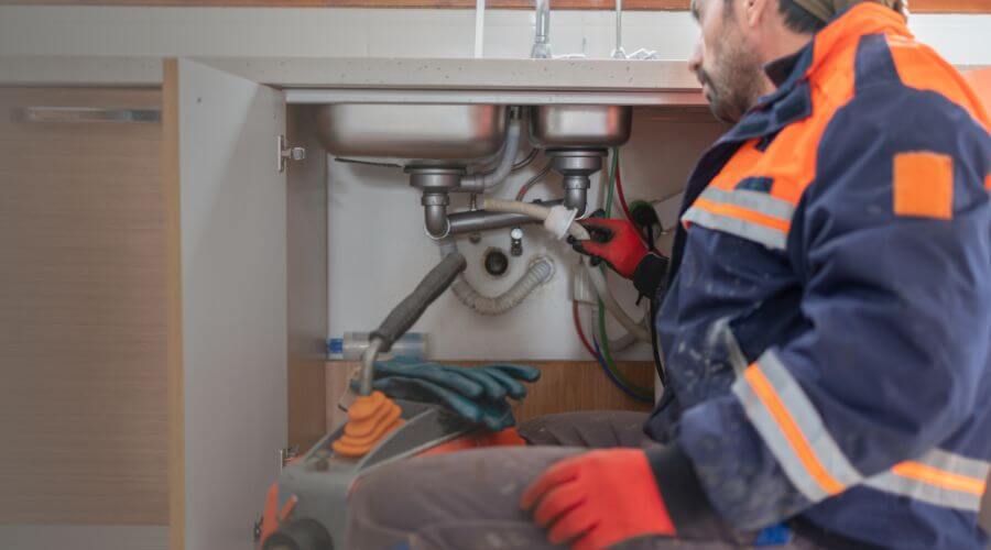 Professional slab leak plumber services in Knoxville, IL